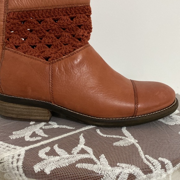 Boho Leather and Crochet Boots - Picture 3 of 9
